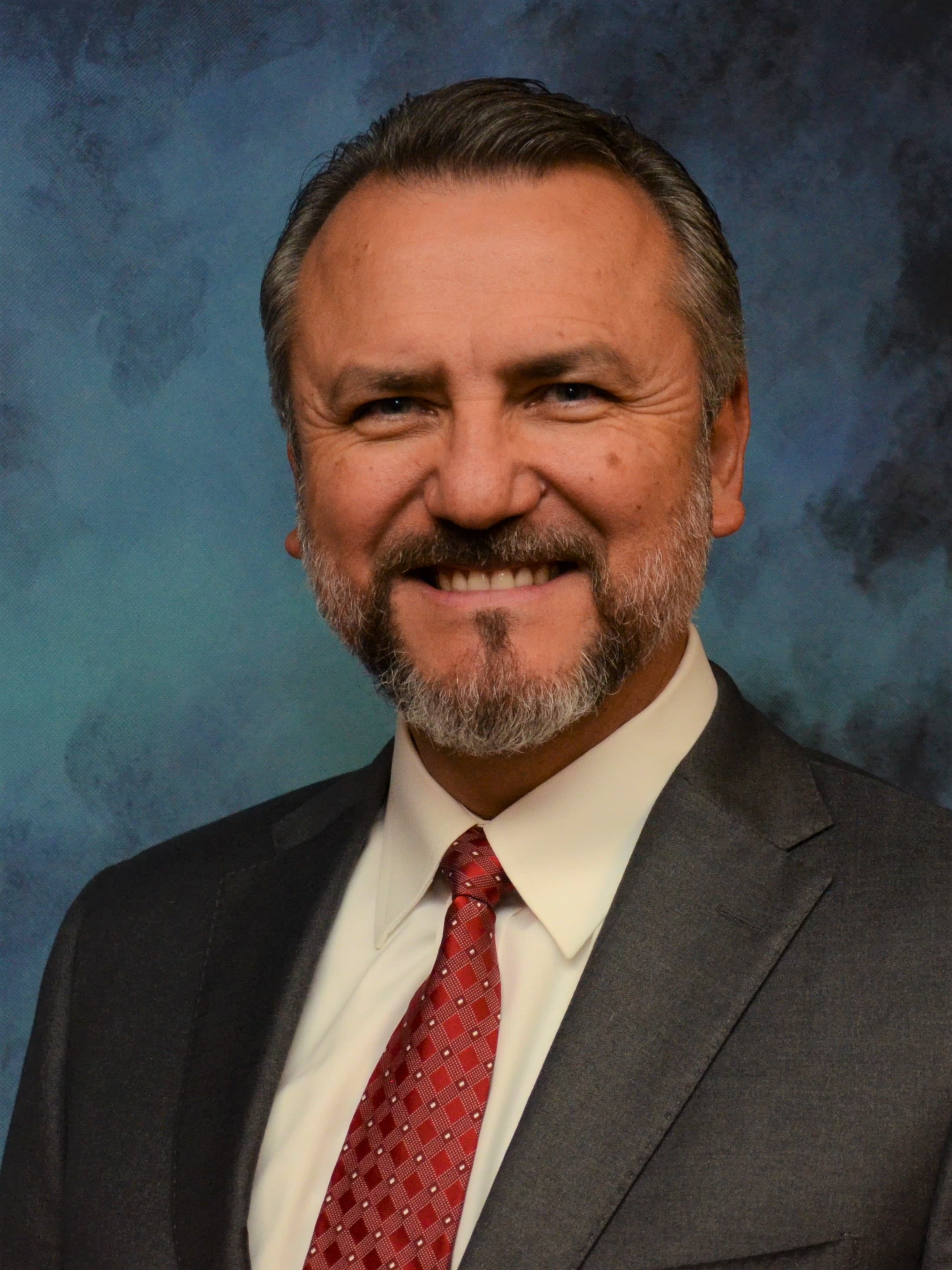 Pastor Renato Valenzuela - Lead Pastor of Phoenix Central Spanish Seventh-day Adventist Church, Iglesia Adventista del Séptimo Día Central Hispana